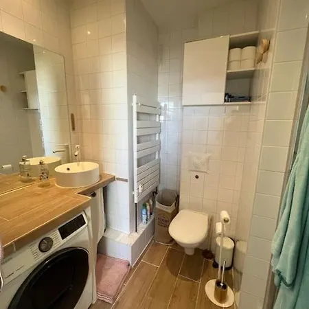 Cosy Orangerie Apartment *